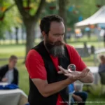 Lire la suite à propos de l’article Entre Nous