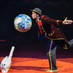 Lire la suite à propos de l’article Un cirque sous la lune